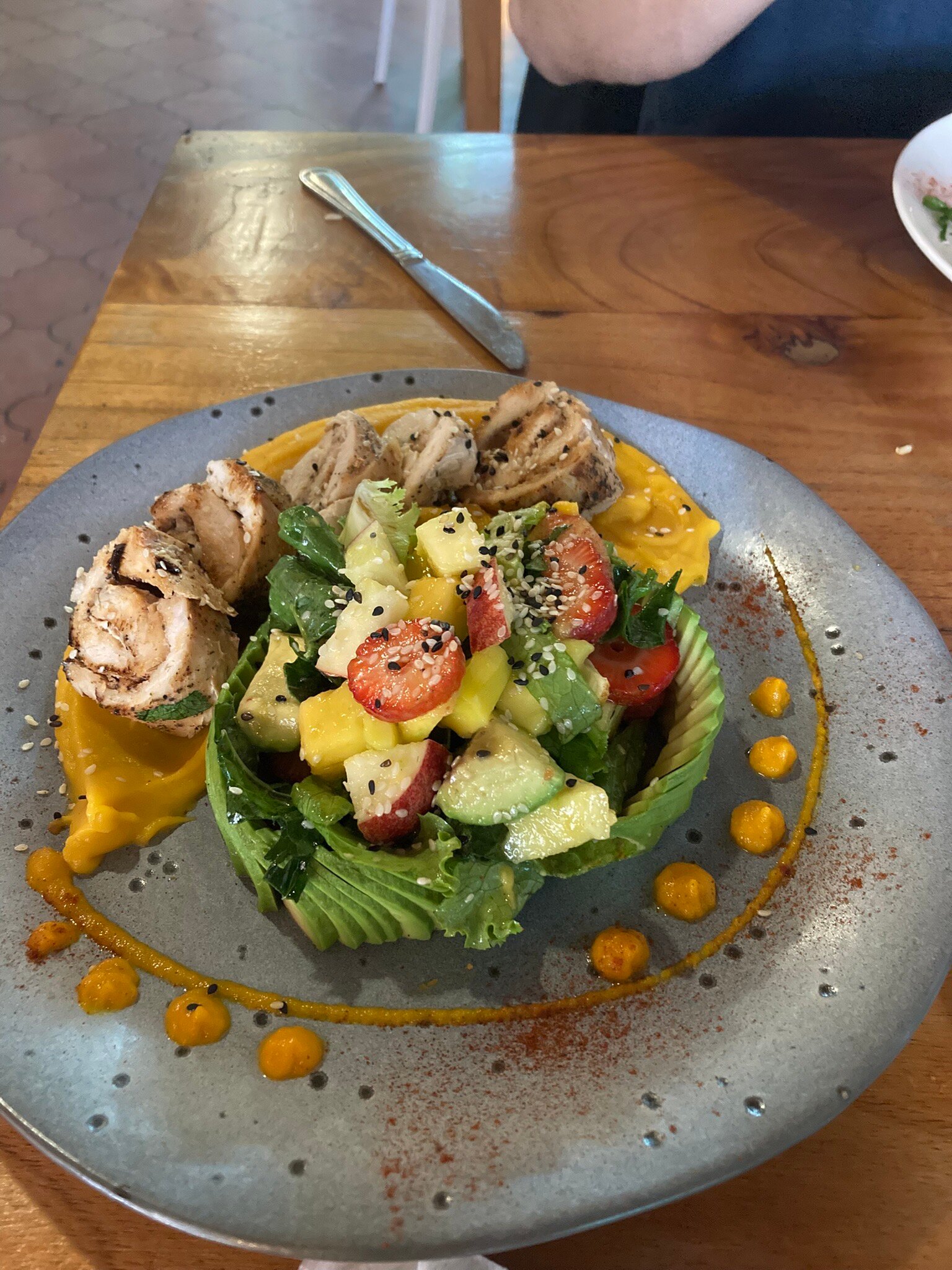 Fresh juice and salad